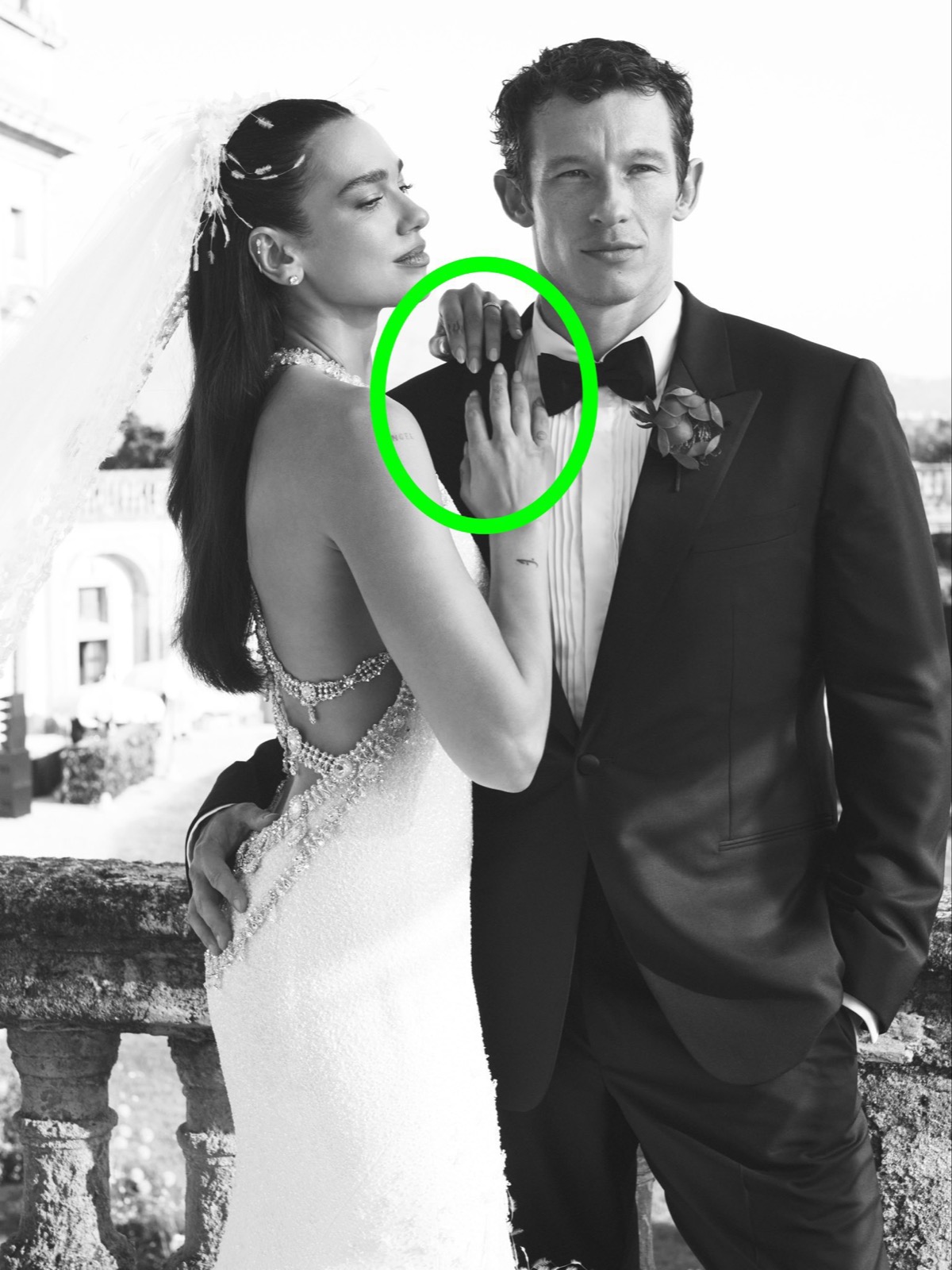 Clawing Theory Explained: The Other Couple-Photo Signal People Analyze